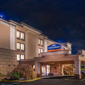 Howard Johnson By Wyndham Suffern